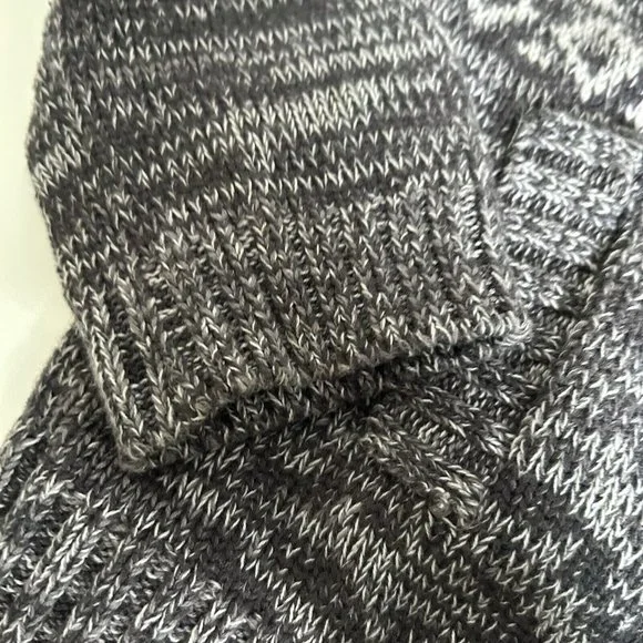 Skyr Boys Kids 6 Grey Cardigan Button Down Snowflake Winter Knit Cotton - Picture 9 of 12